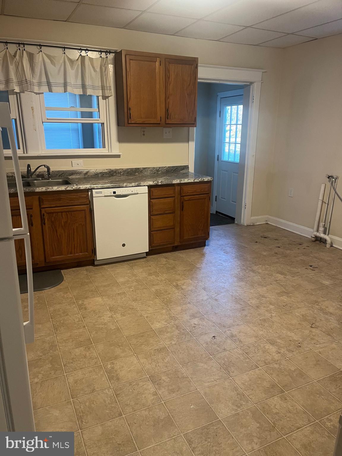 HALFWAY AREA - Residential Lease