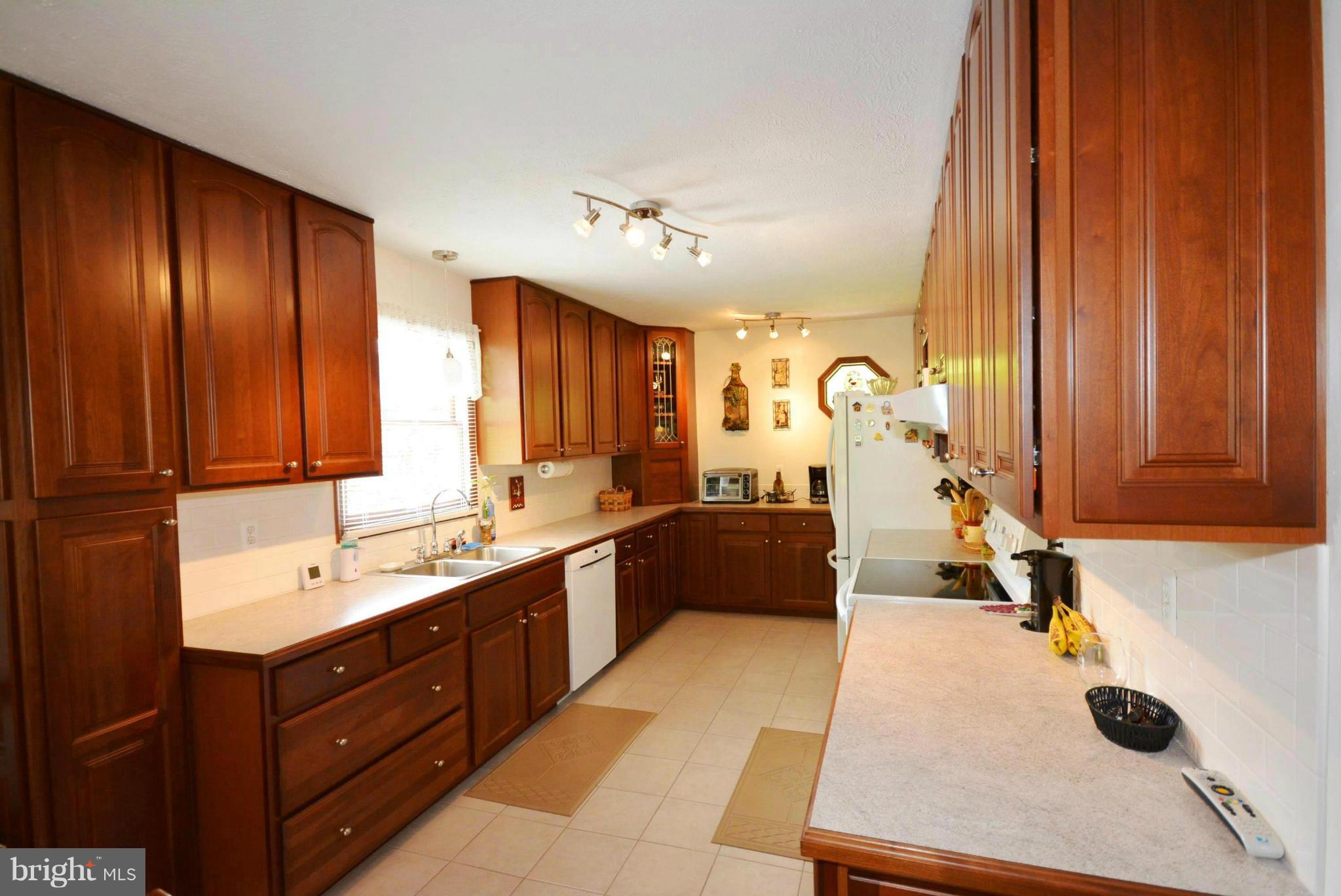 VALLEY VIEW ESTATES - Residential