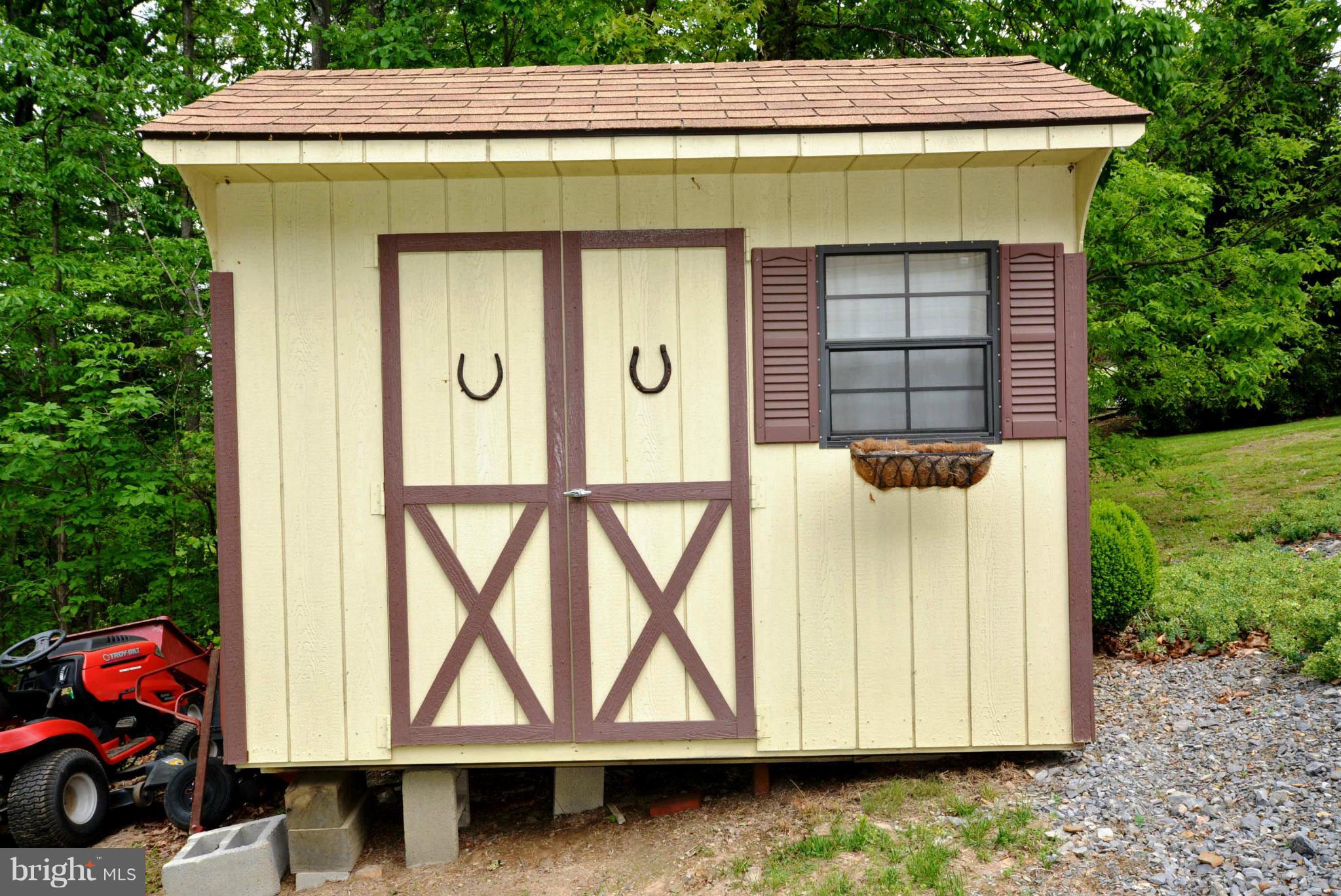 VALLEY VIEW ESTATES - Residential