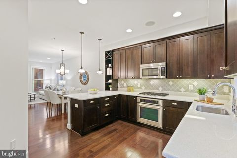 1022 3RD PLACE SE WASHINGTON DC 20003