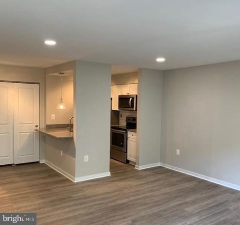 9904 HELLINGLY PLACE 155 GAITHERSBURG MD 20886