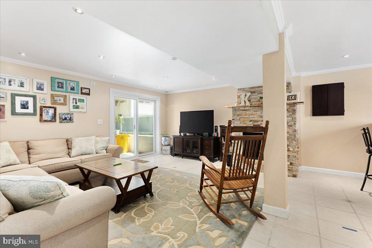 ARDEN ON THE SEVERN - Residential