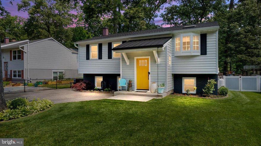 Beautifully maintained 4 bedroom, 2 .5 bathroom split foyer in a desired neighborhood of Arden. The community provides 4 beaches, 3 boat ramps, and local rec league sports. This home boasts over 2,100 finished square feet and has a brand new front addition that created a dream foyer with custom built-in benches and is equipped with its own mini-split A/C unit. Original hardwood floors. Eat-in Kitchen with wood cabinets, recessed lighting and first sliding glass door to access rear deck. Living room has a bay window and skylight to draw in the most natural lighting. Primary bedroom with walk-in closet and 2nd sliding glass door that also leads to the rear deck. The primary full bathroom has a separate jetted tub. Two more generous sized bedrooms and the 2nd full bathroom are also on the main level. Finished basement with rec room, 4th bedroom, bar area and half bathroom. Updates include: Windows '18, Roof '18, HVAC '17, Kitchen, Fireplace '14, and Vinyl Fence '13. Oversized front driveway for plenty of parking. Plan your showing today as this property will not disappoint!