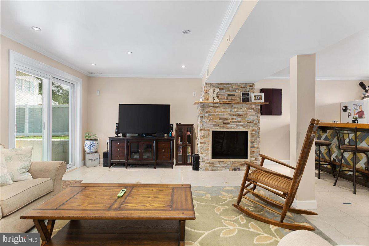 ARDEN ON THE SEVERN - Residential