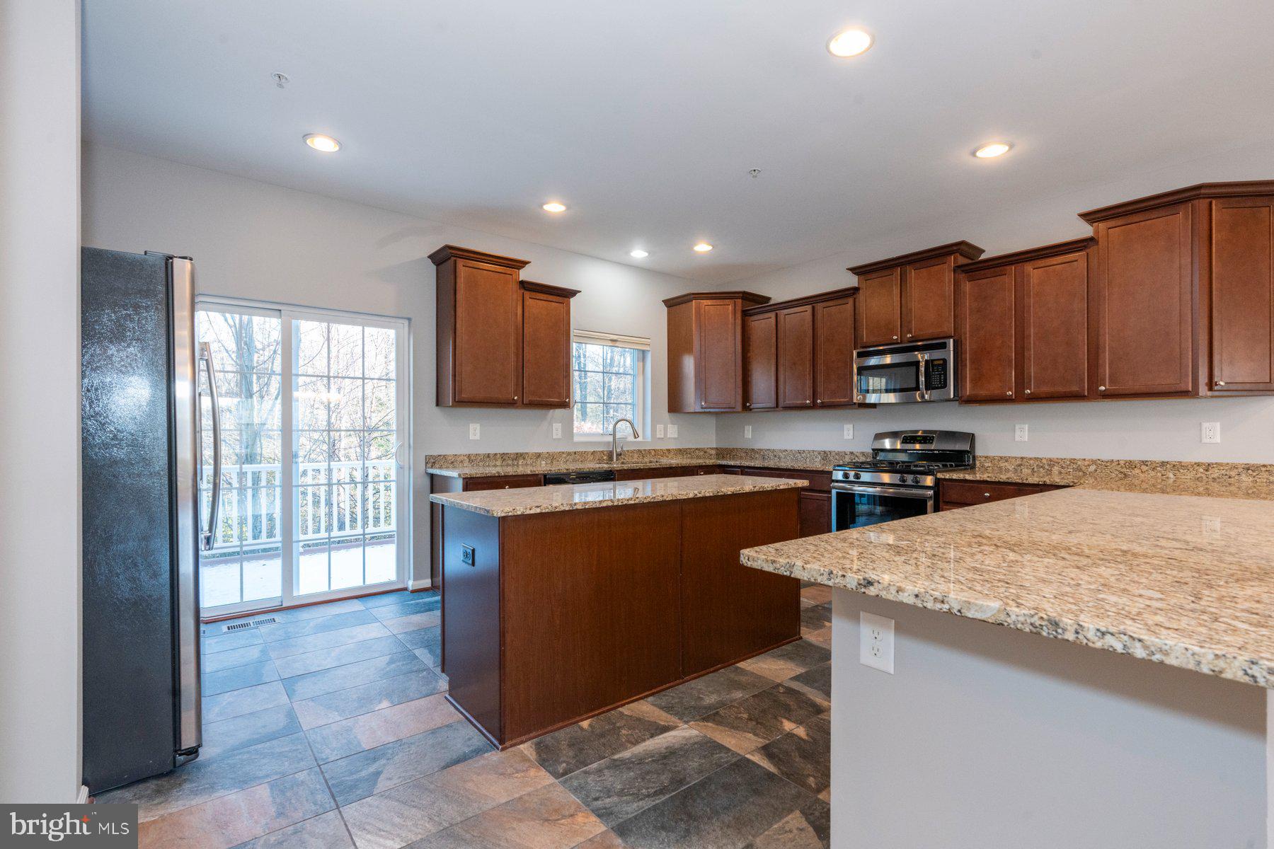 TANYARD SPRINGS - Residential