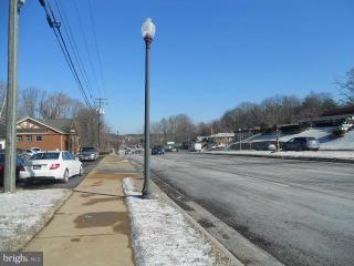 BOULEVARD COURTS - Commercial Sale