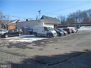BOULEVARD COURTS - Commercial Sale
