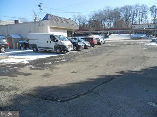 BOULEVARD COURTS - Commercial Sale