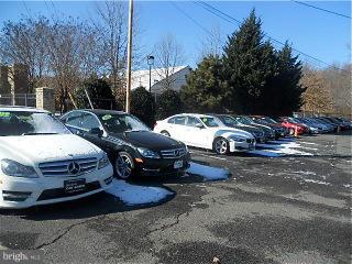 BOULEVARD COURTS - Commercial Sale