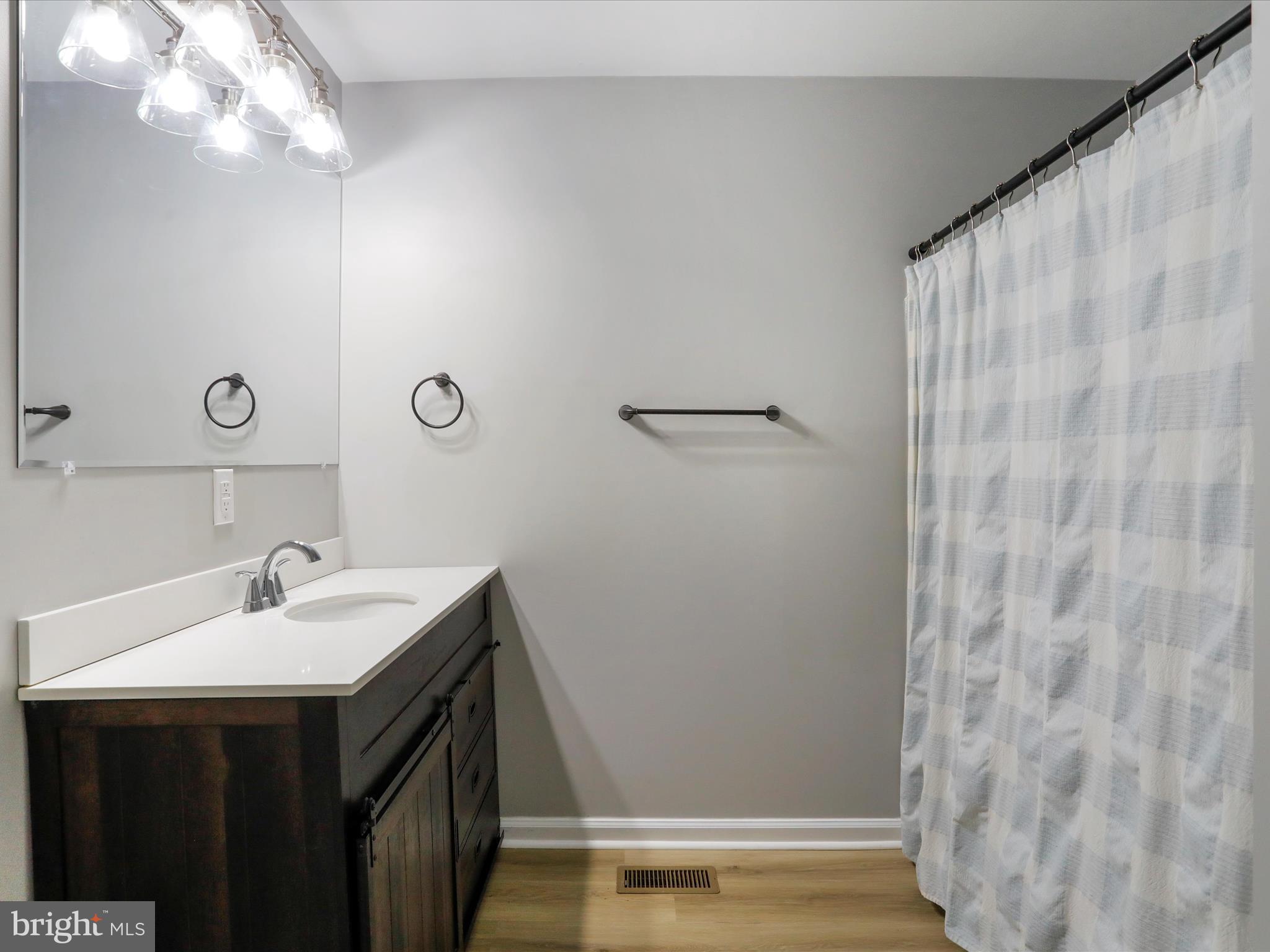 HILLCREST HEIGHTS - Residential