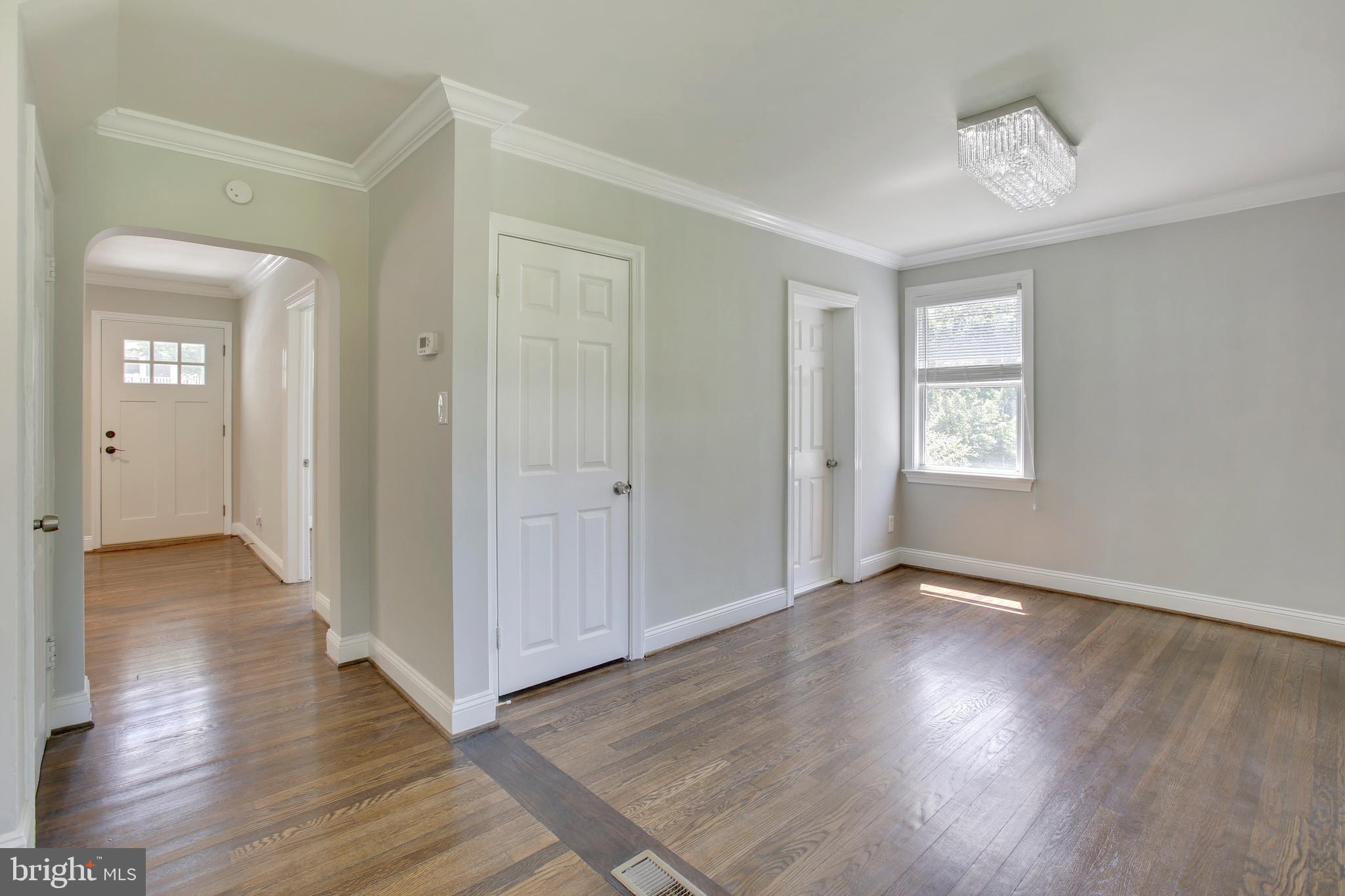 HIGHVIEW PARK - Residential Lease