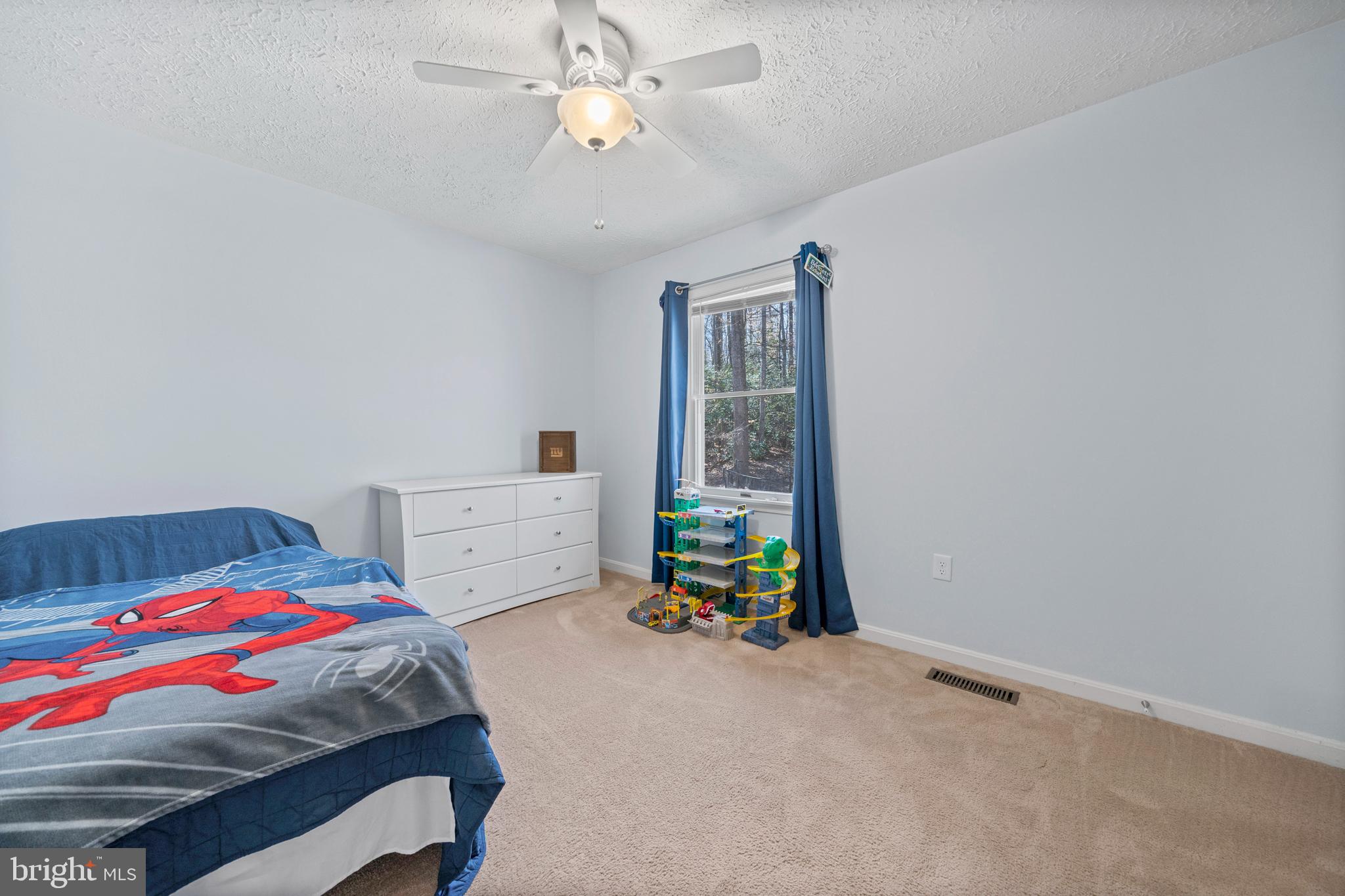 LAUREL BRANCH - Residential