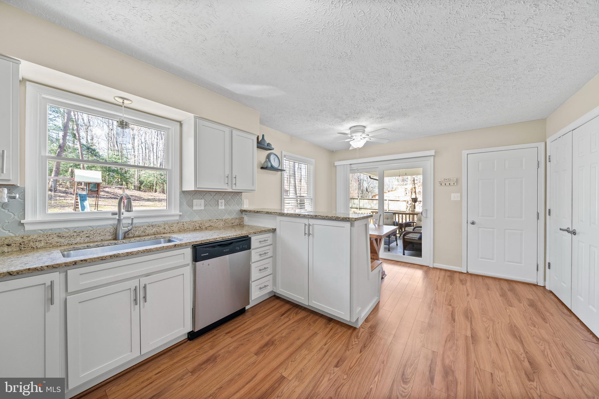 LAUREL BRANCH - Residential