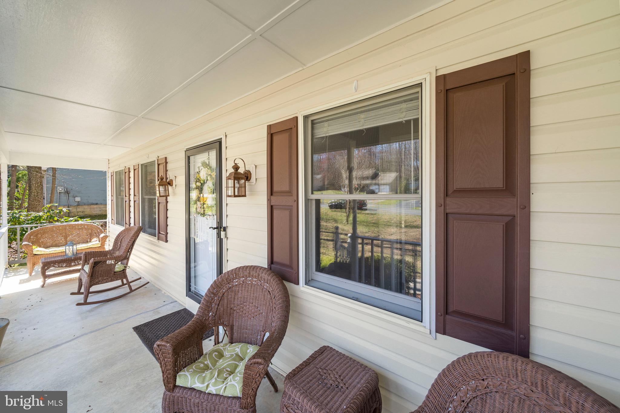 LAUREL BRANCH - Residential