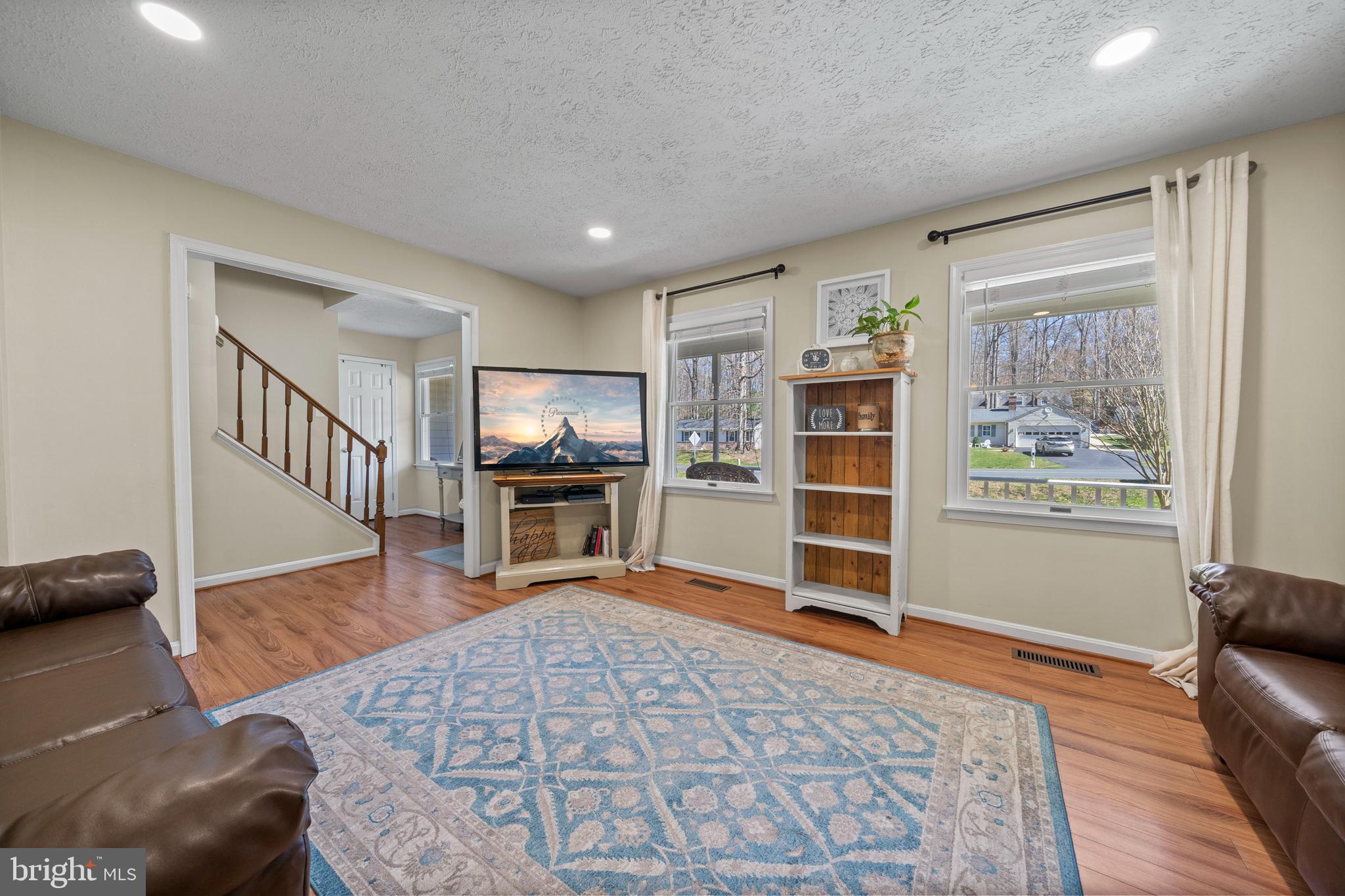 LAUREL BRANCH - Residential