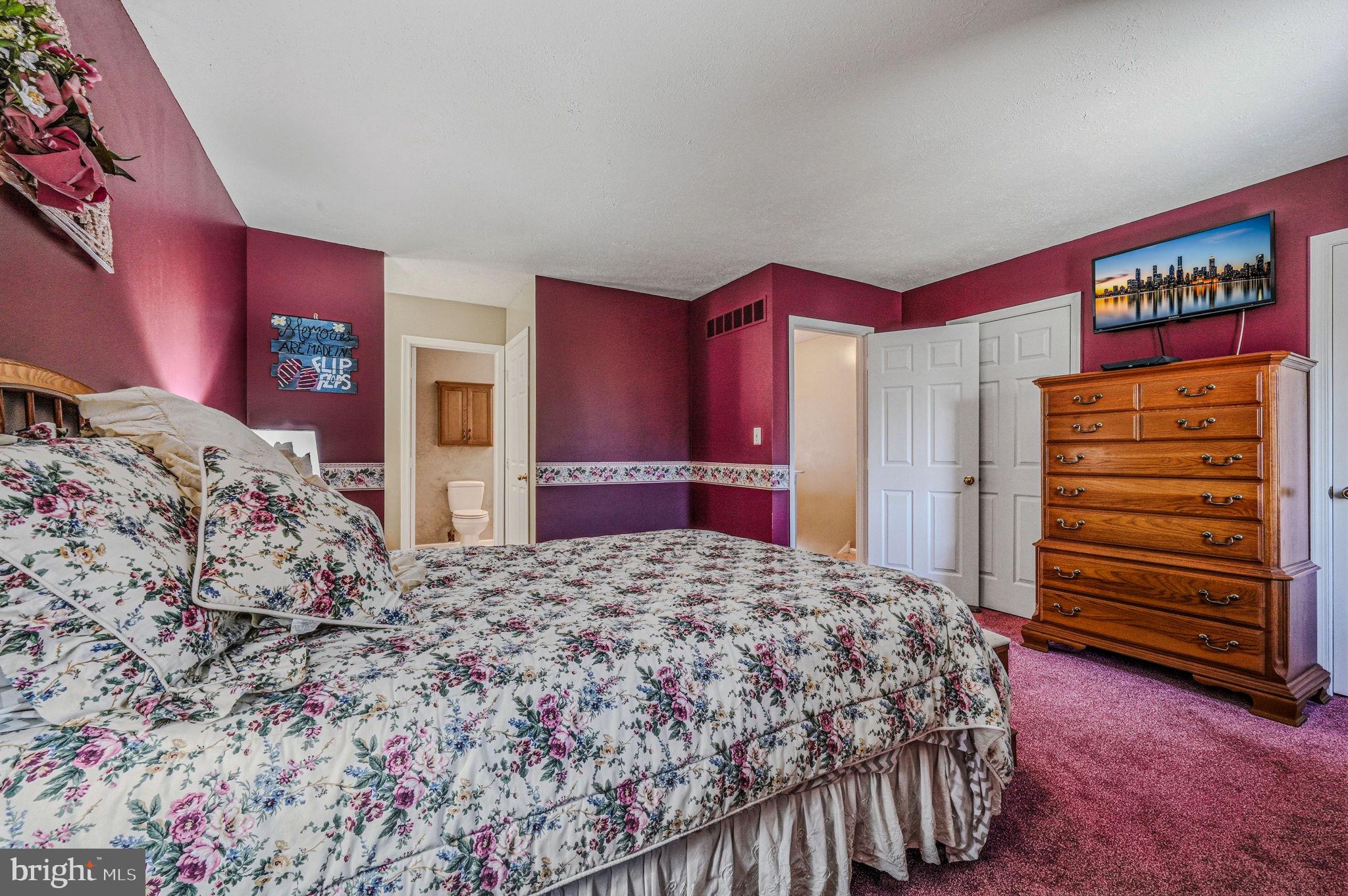 NEWTOWNE VILLAGE - Residential