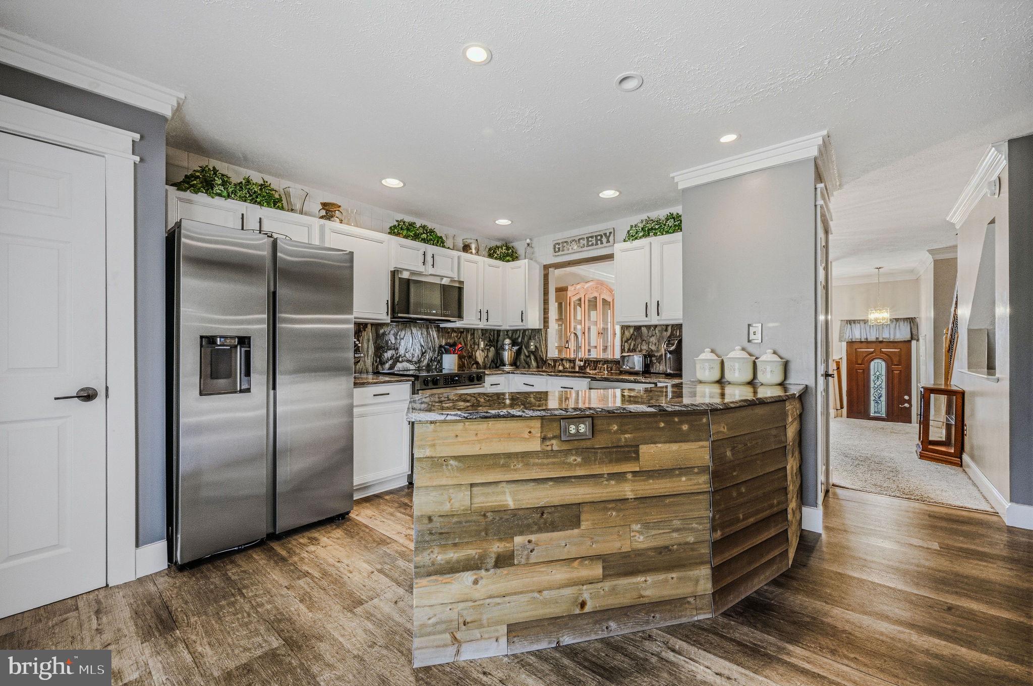 NEWTOWNE VILLAGE - Residential