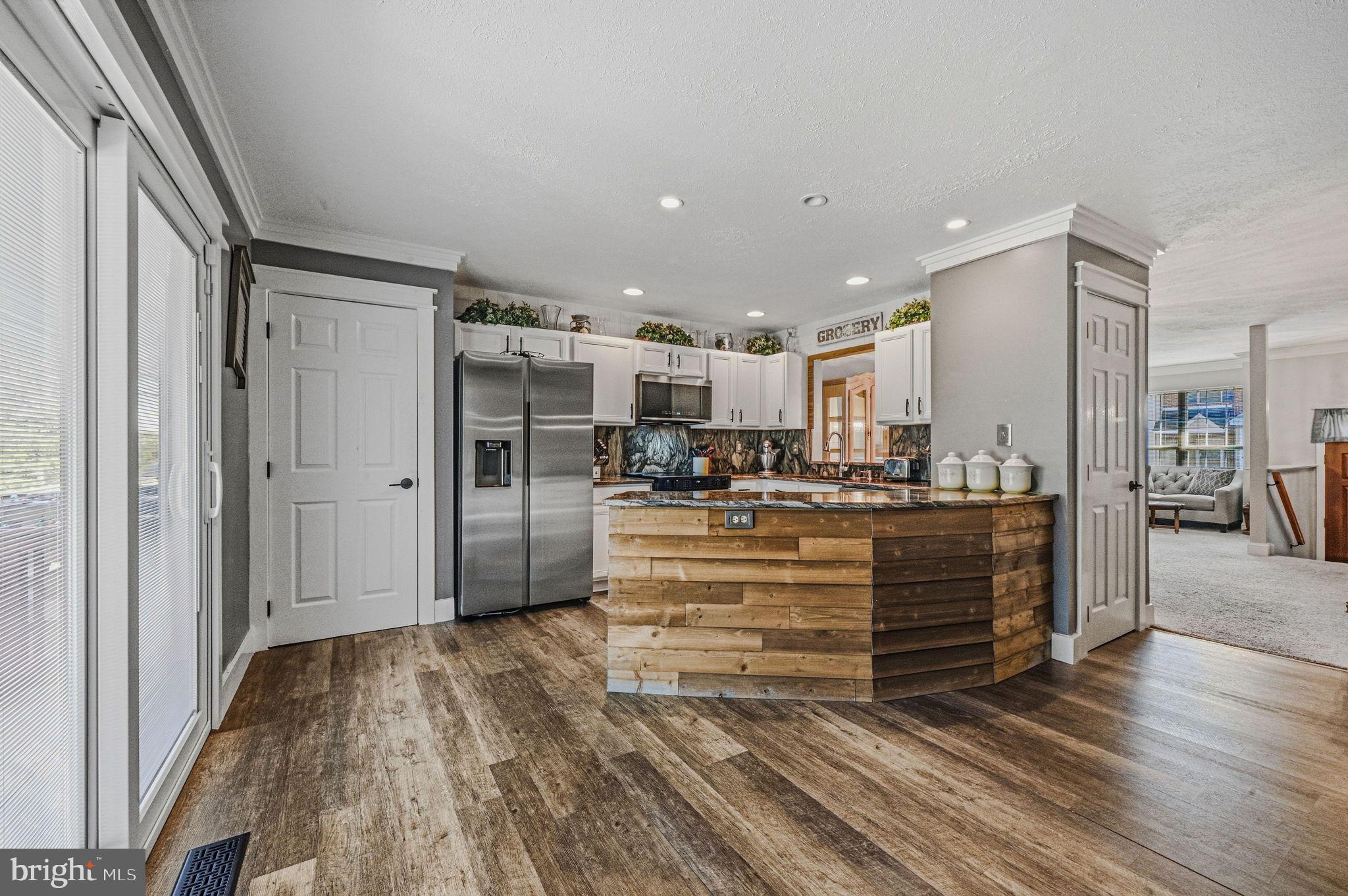 NEWTOWNE VILLAGE - Residential