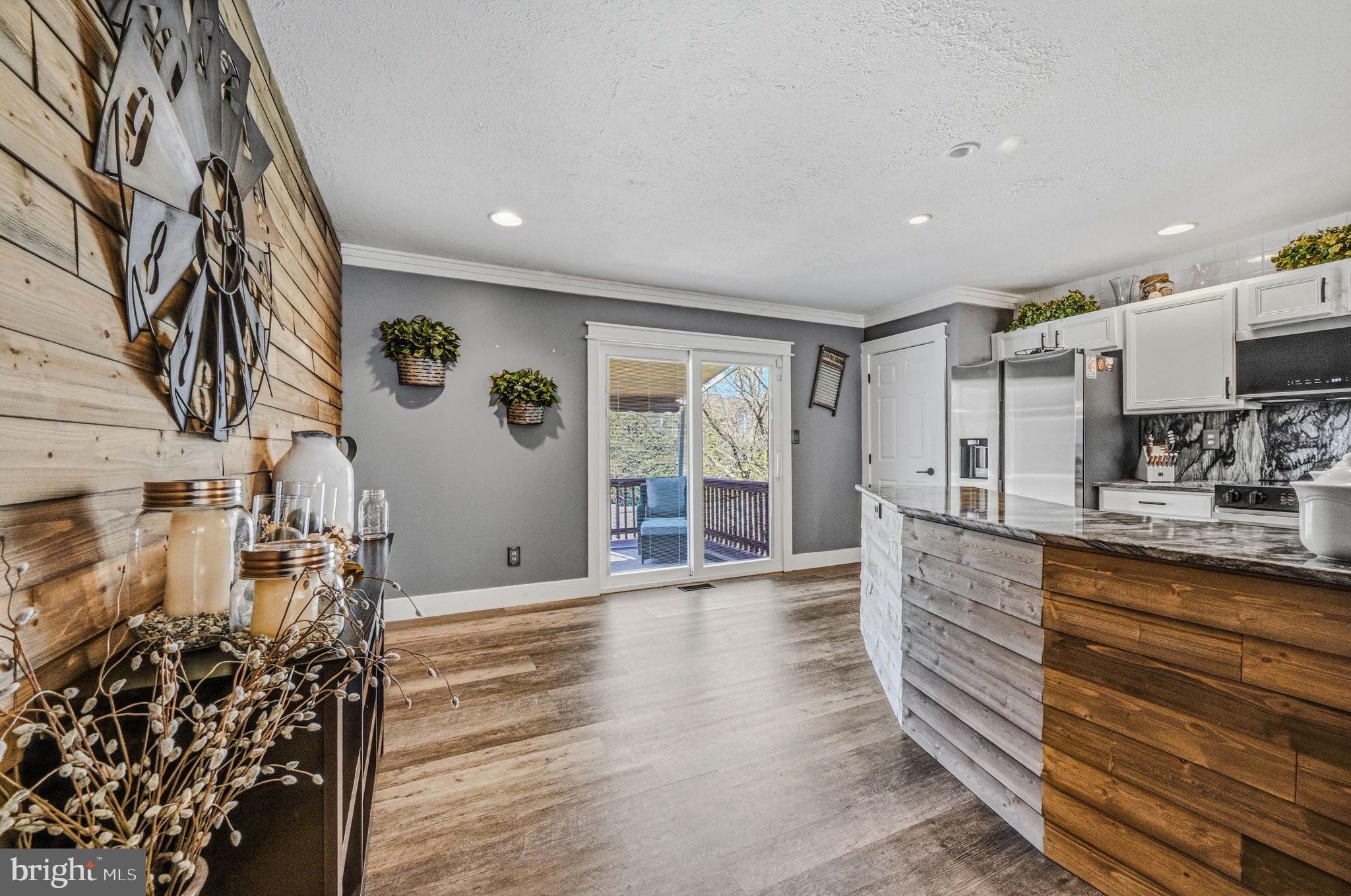 NEWTOWNE VILLAGE - Residential