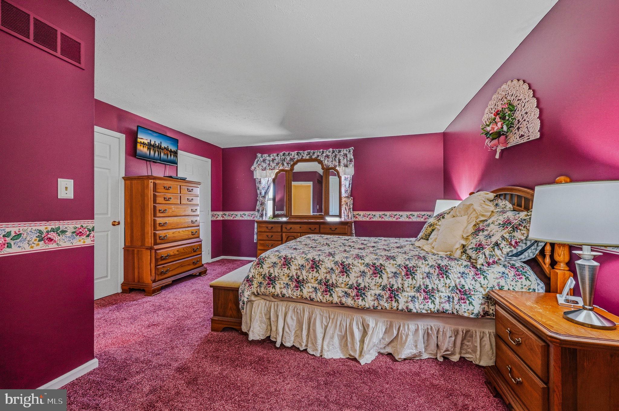 NEWTOWNE VILLAGE - Residential