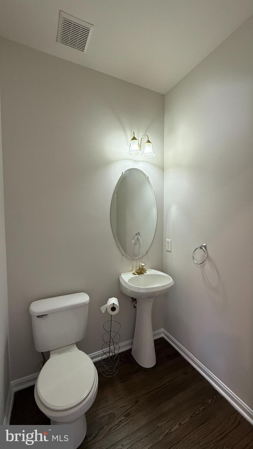 14946 WHITTIER LOOP