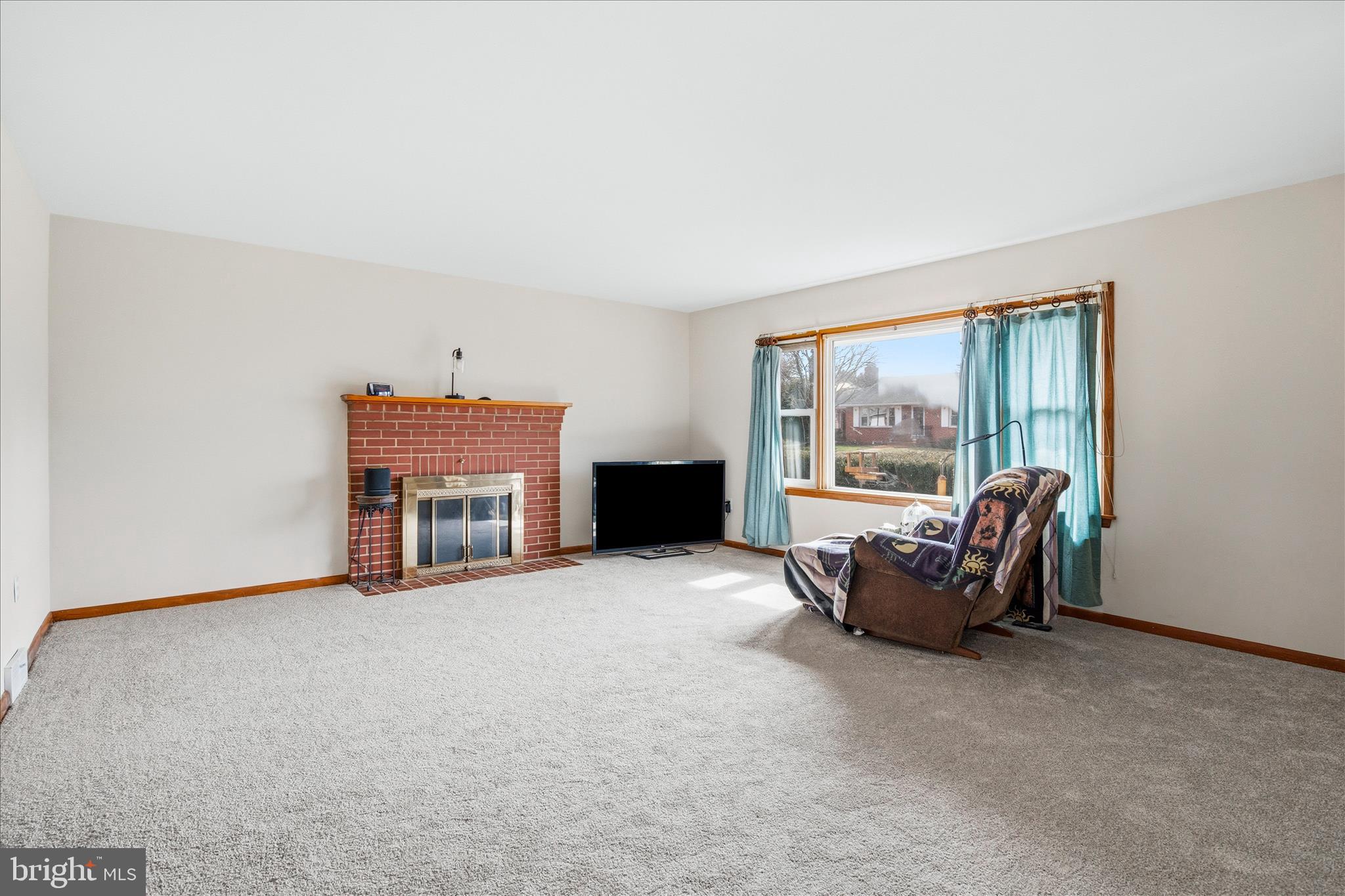 VILLA ESTATES - Residential