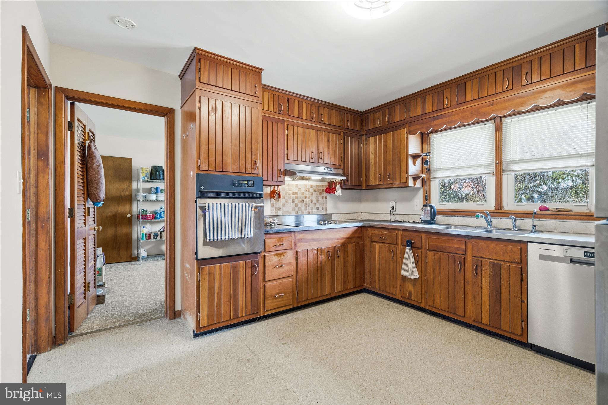 VILLA ESTATES - Residential