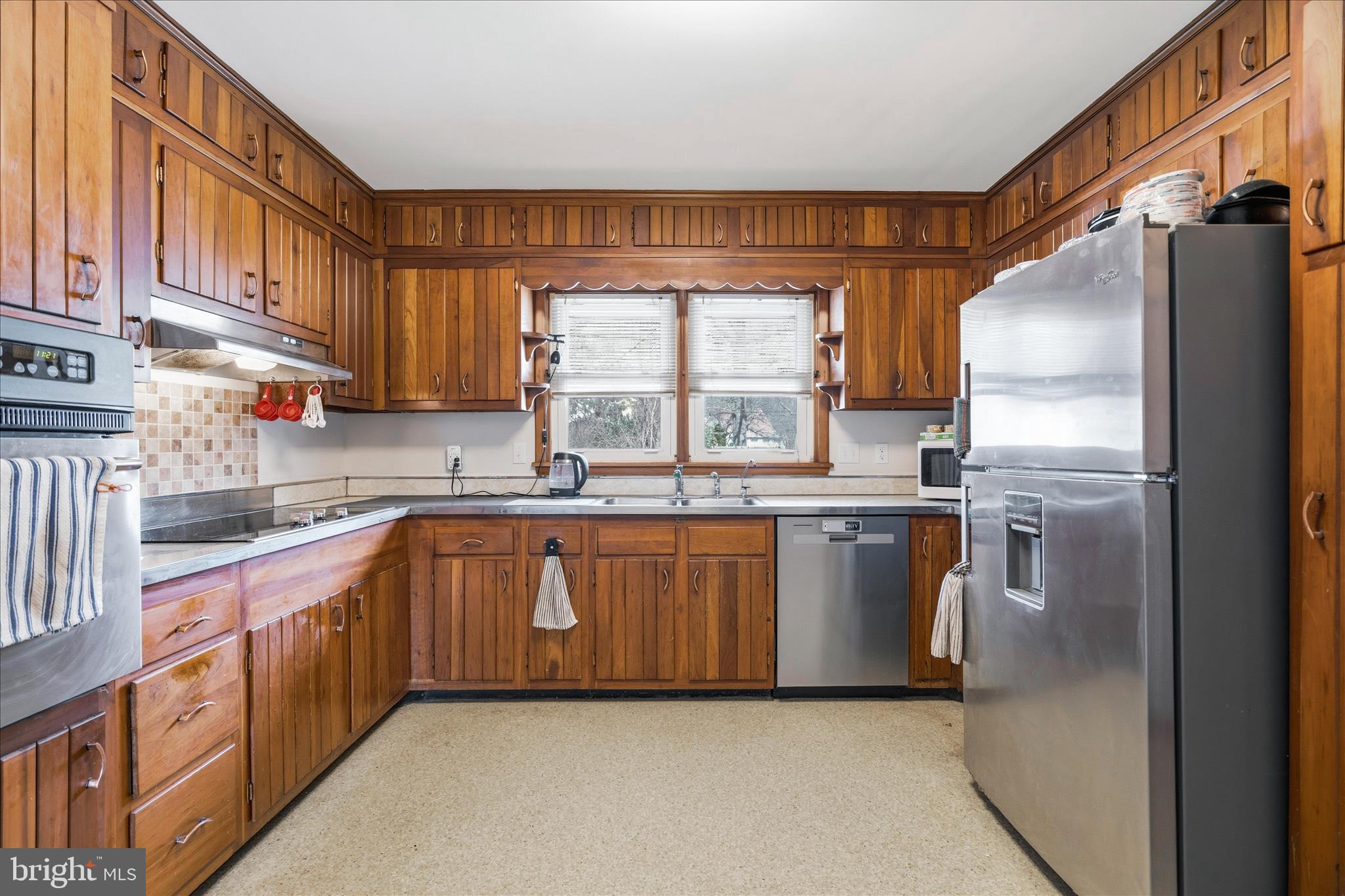 VILLA ESTATES - Residential