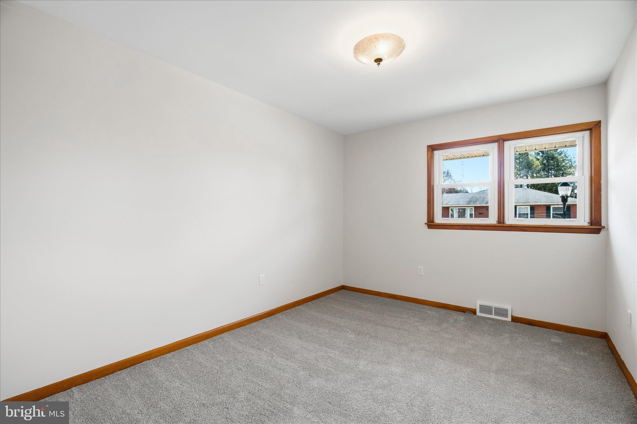 VILLA ESTATES - Residential