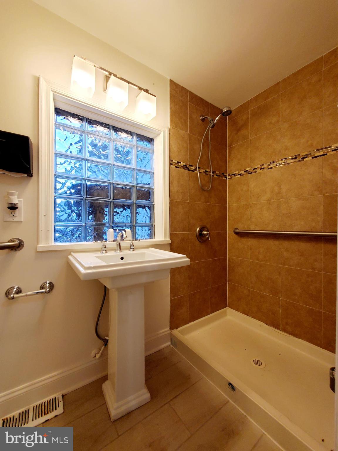 ASHBURTON - Residential