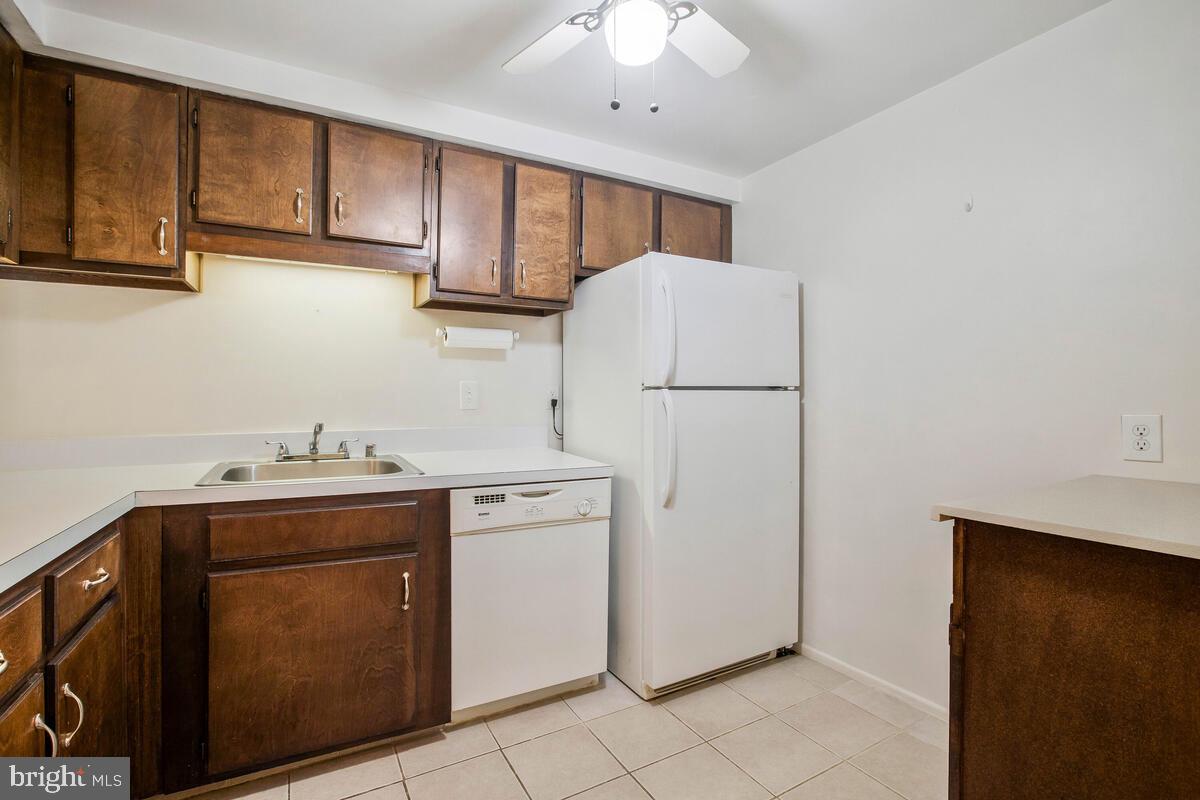 RIVA COMMONS - Residential