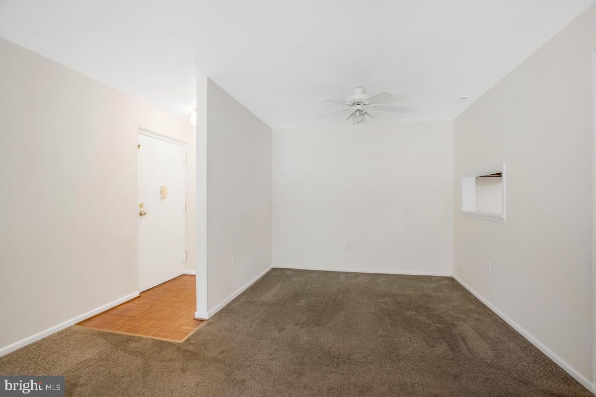 RIVA COMMONS - Residential