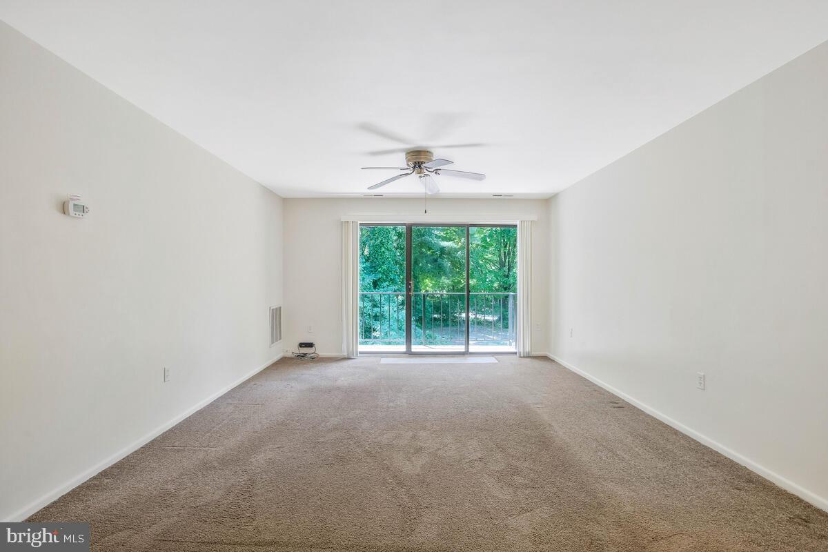 RIVA COMMONS - Residential