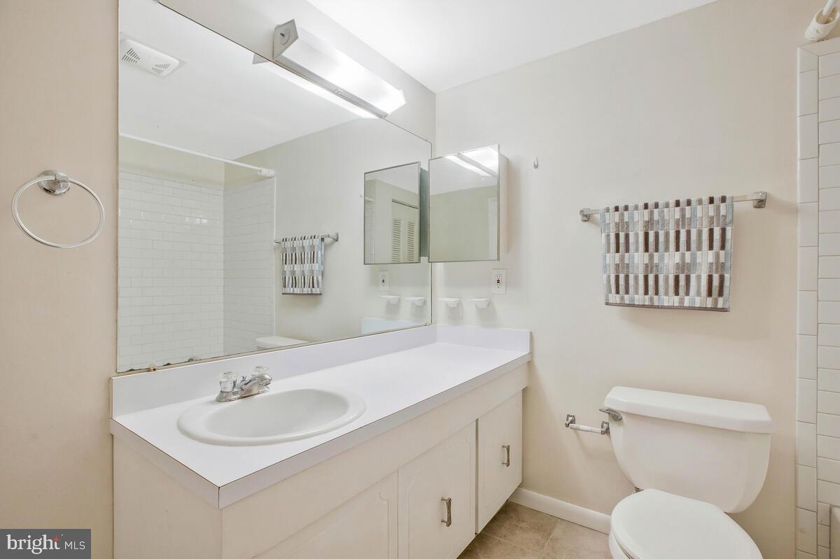 RIVA COMMONS - Residential