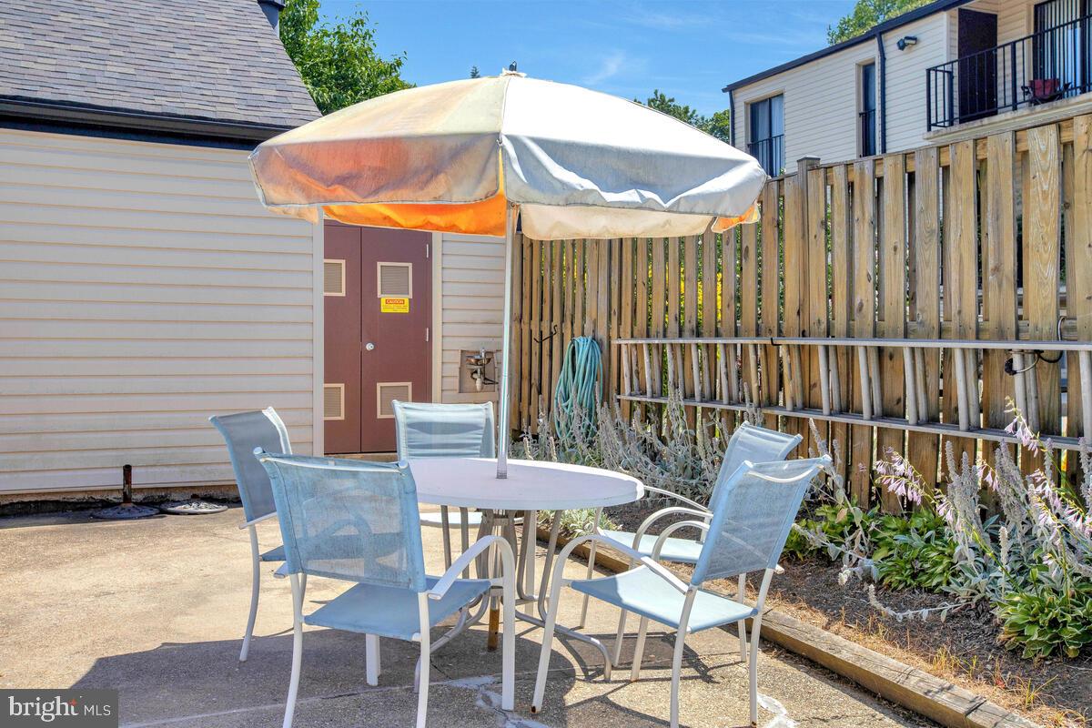 RIVA COMMONS - Residential