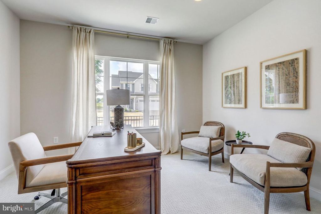 Photo of 102 Village Drive, MILLERSVILLE, PA 17551 (MLS # PALA2081874)