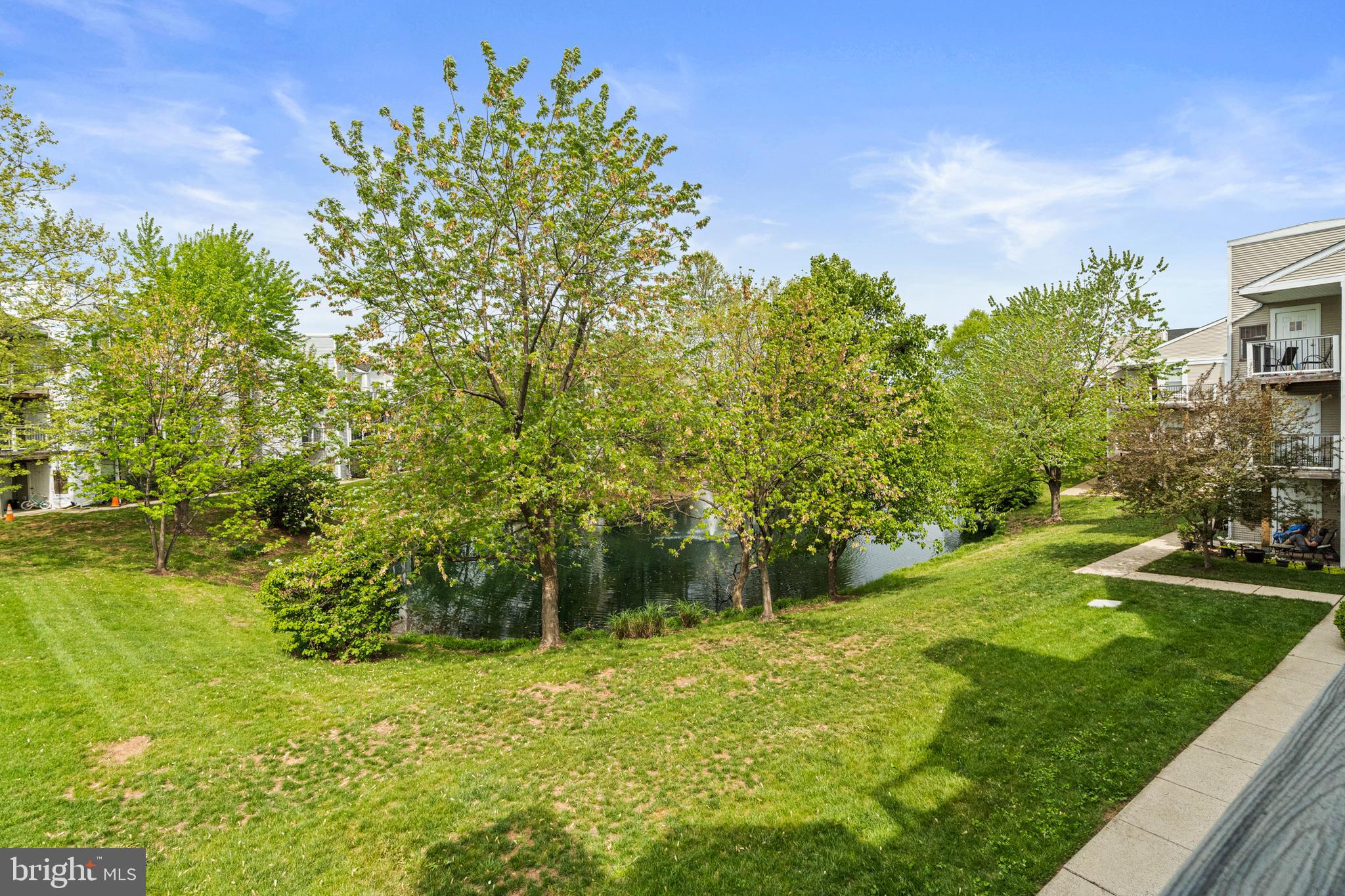 ASHBURN VILLAGE - Residential