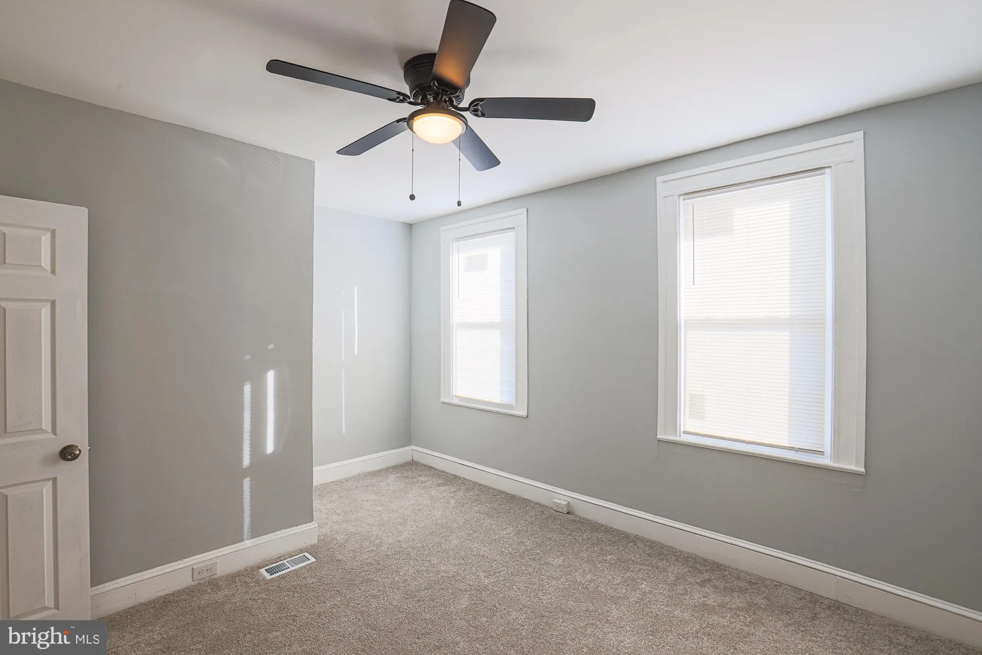 Baltimore, Maryland 21223, United States, 4 Bedrooms Bedrooms, ,2 BathroomsBathrooms,Residential,Active,7421