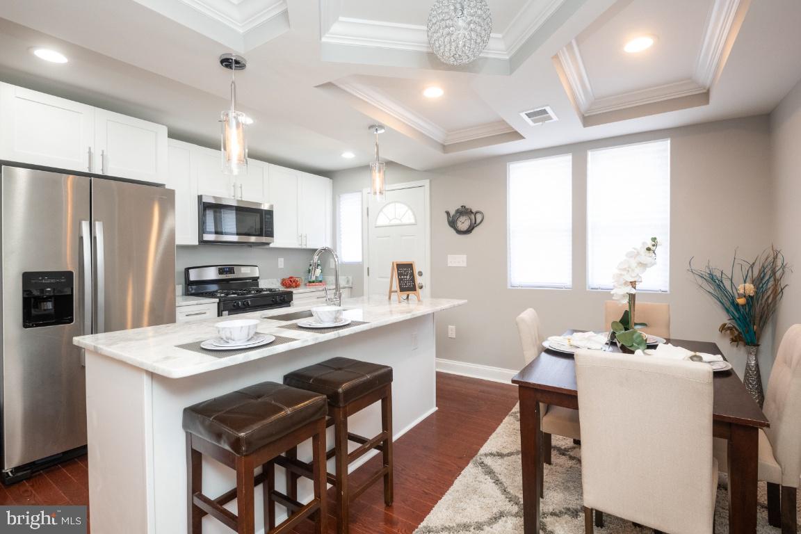 ROGNEL HEIGHTS - Residential