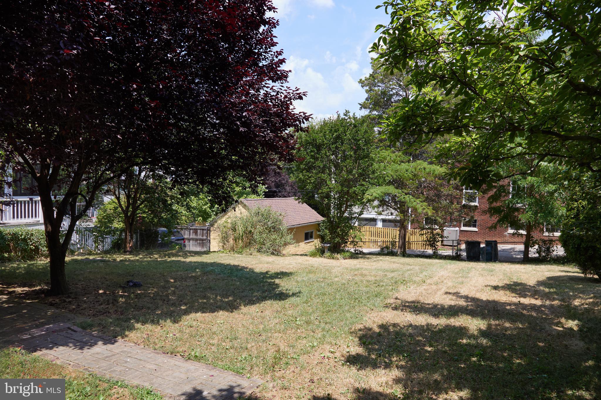OBSERVATORY CIRCLE - Residential