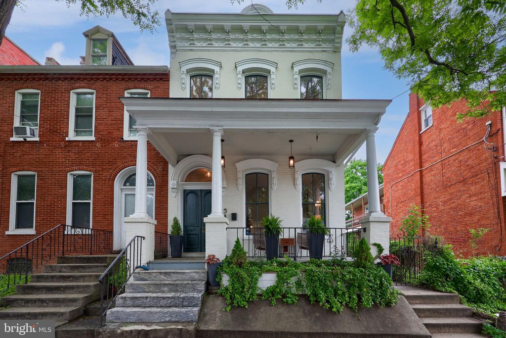 Photo of 545 W Orange Street, LANCASTER, PA 17603 (MLS # PALA2087380)