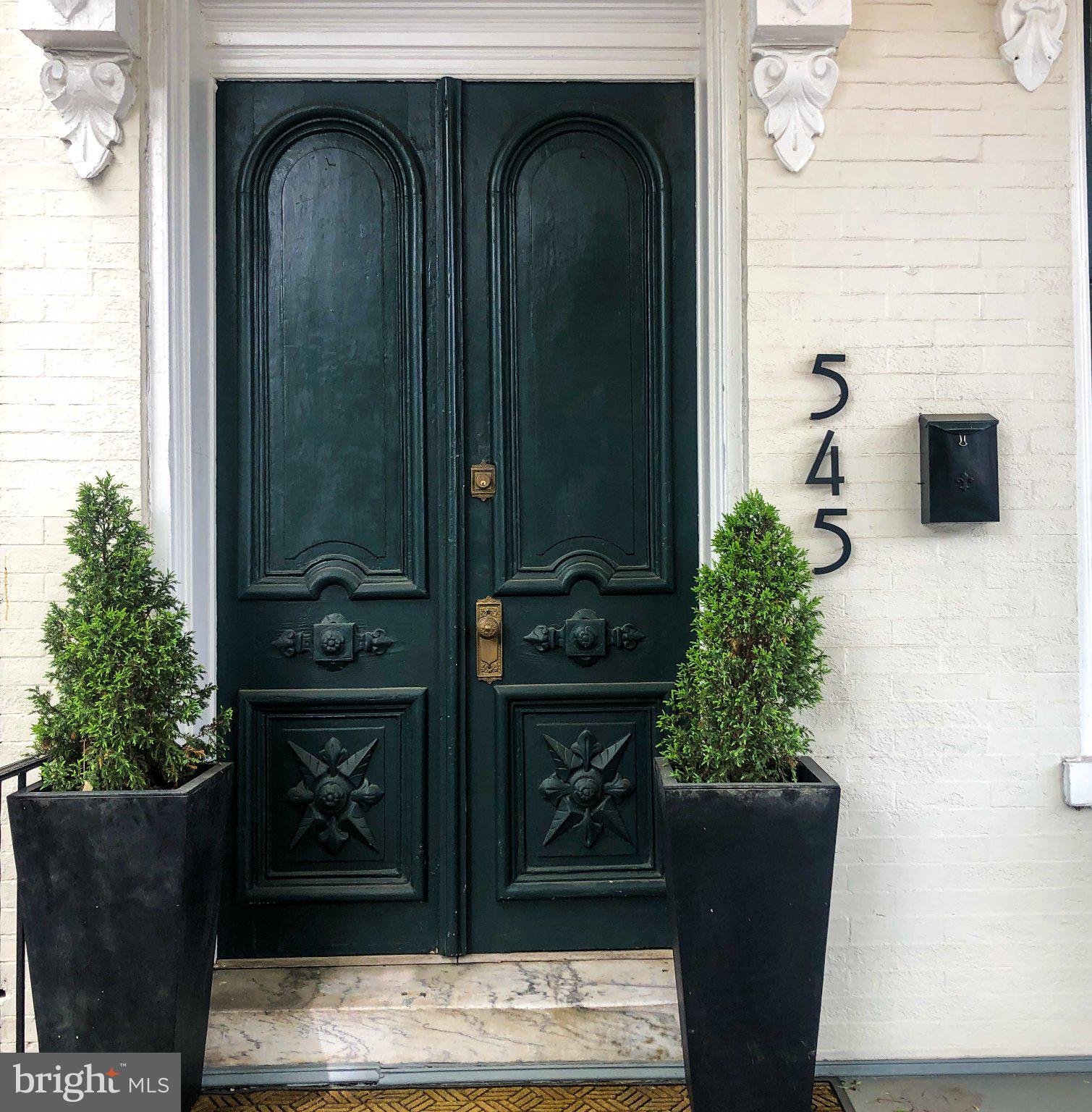 545 W ORANGE STREET