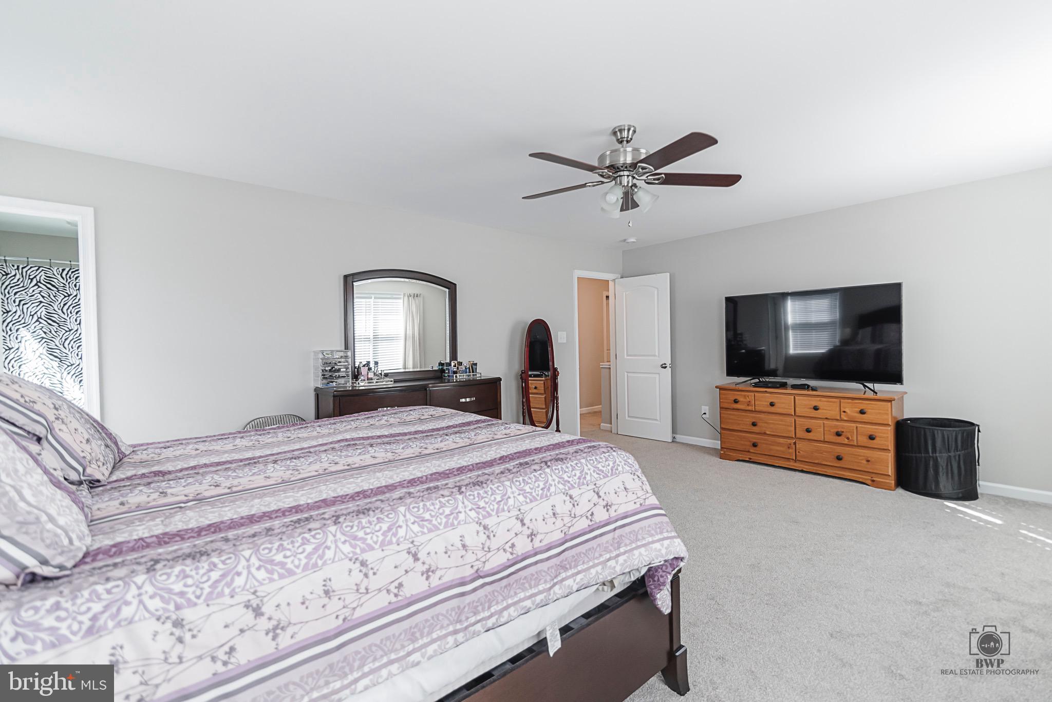 CRESTFIELD - Residential