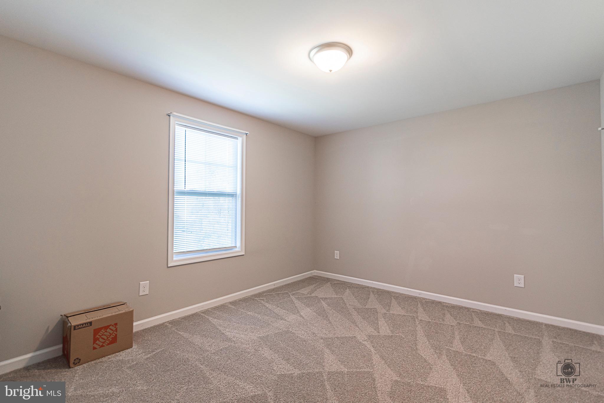 CRESTFIELD - Residential