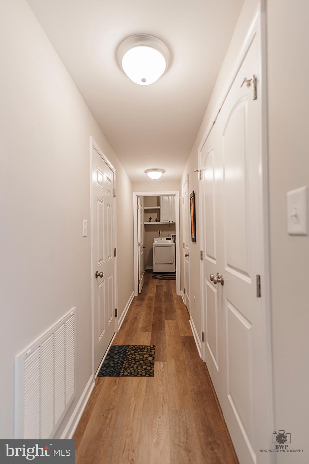 CRESTFIELD - Residential