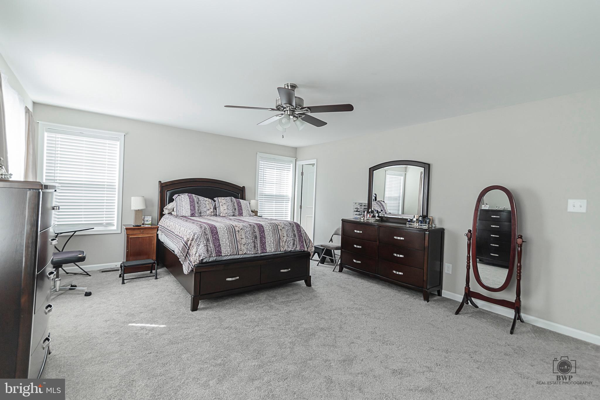 CRESTFIELD - Residential