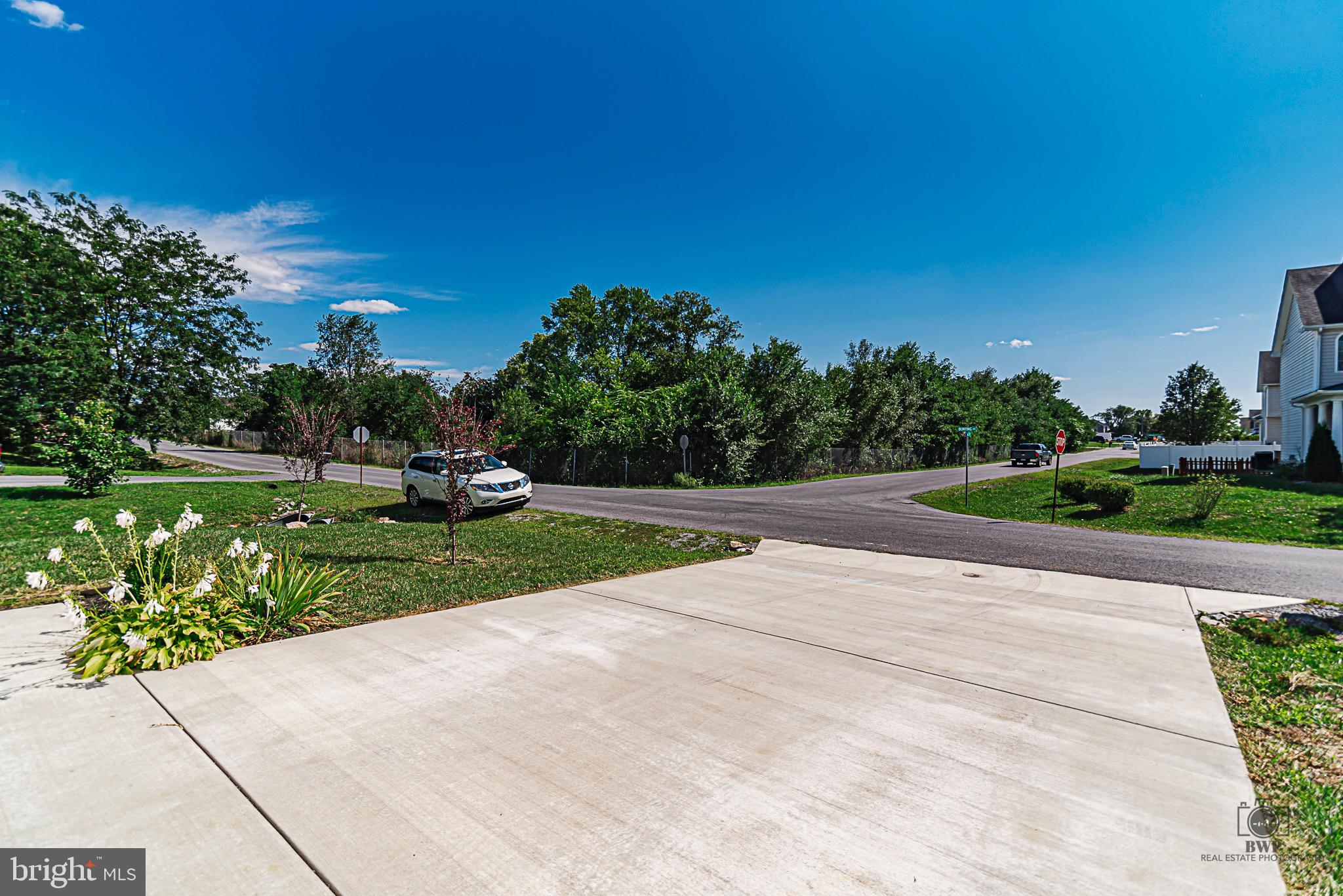 CRESTFIELD - Residential