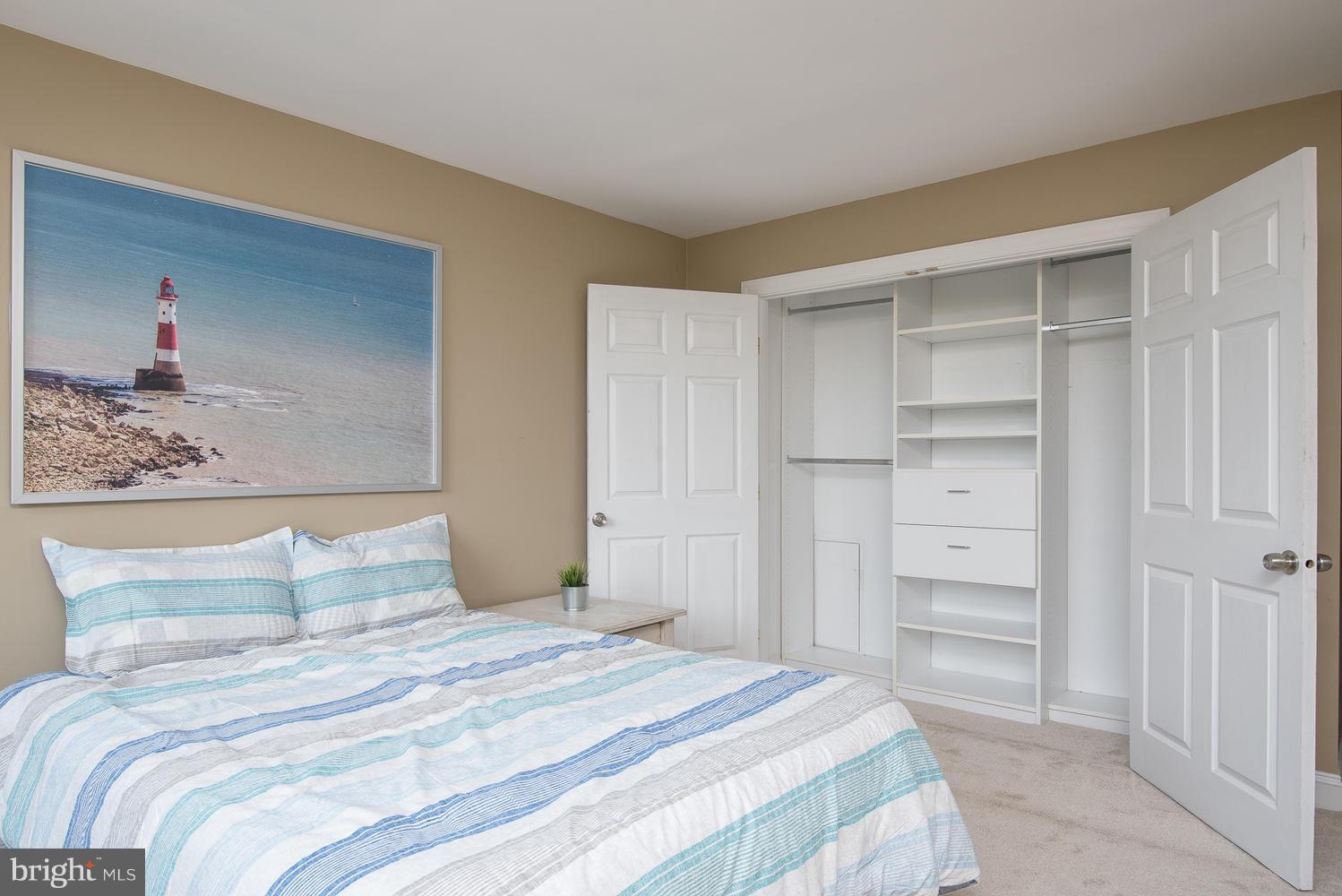 STONERIDGE KNOLL - Residential