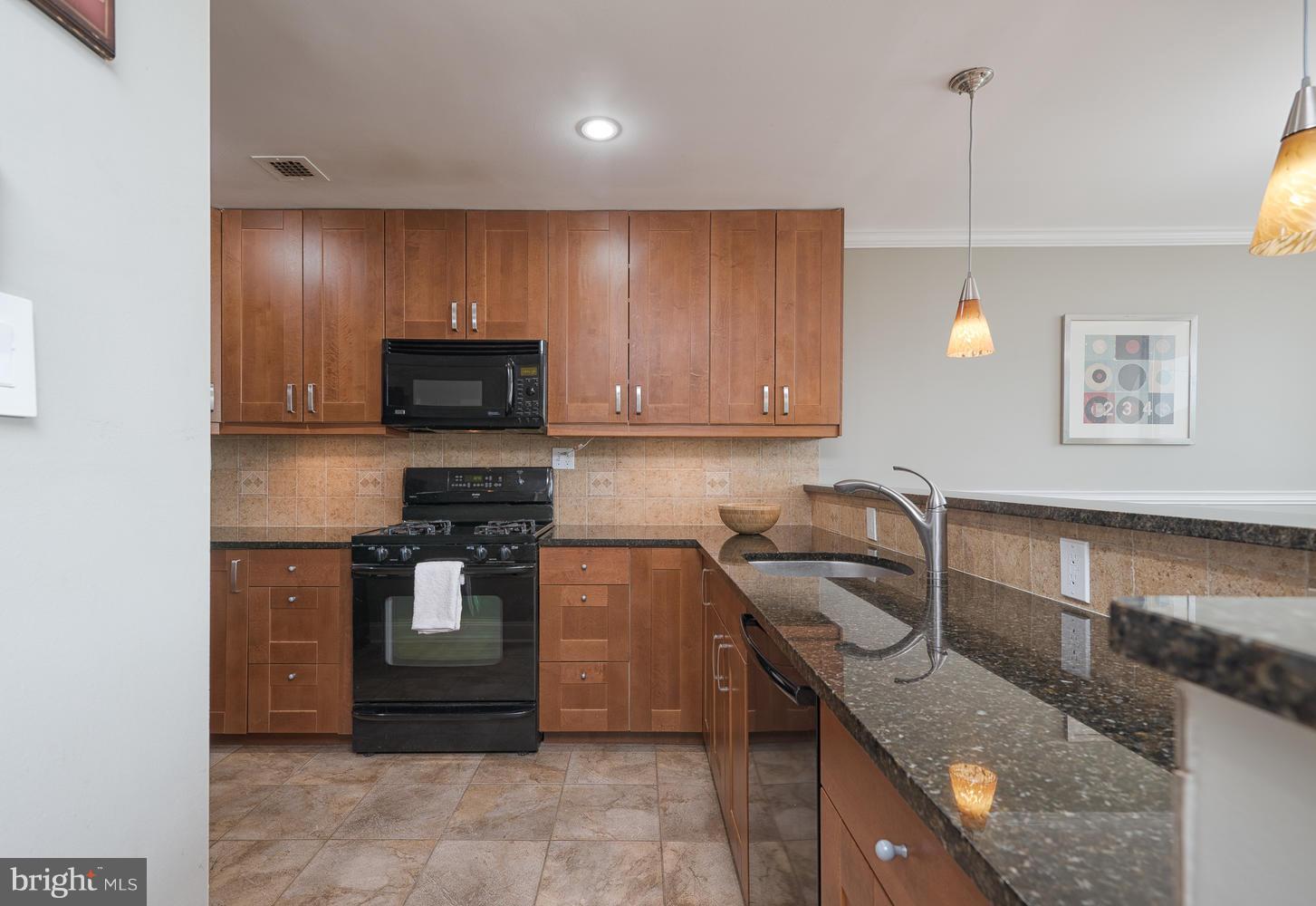 STONERIDGE KNOLL - Residential