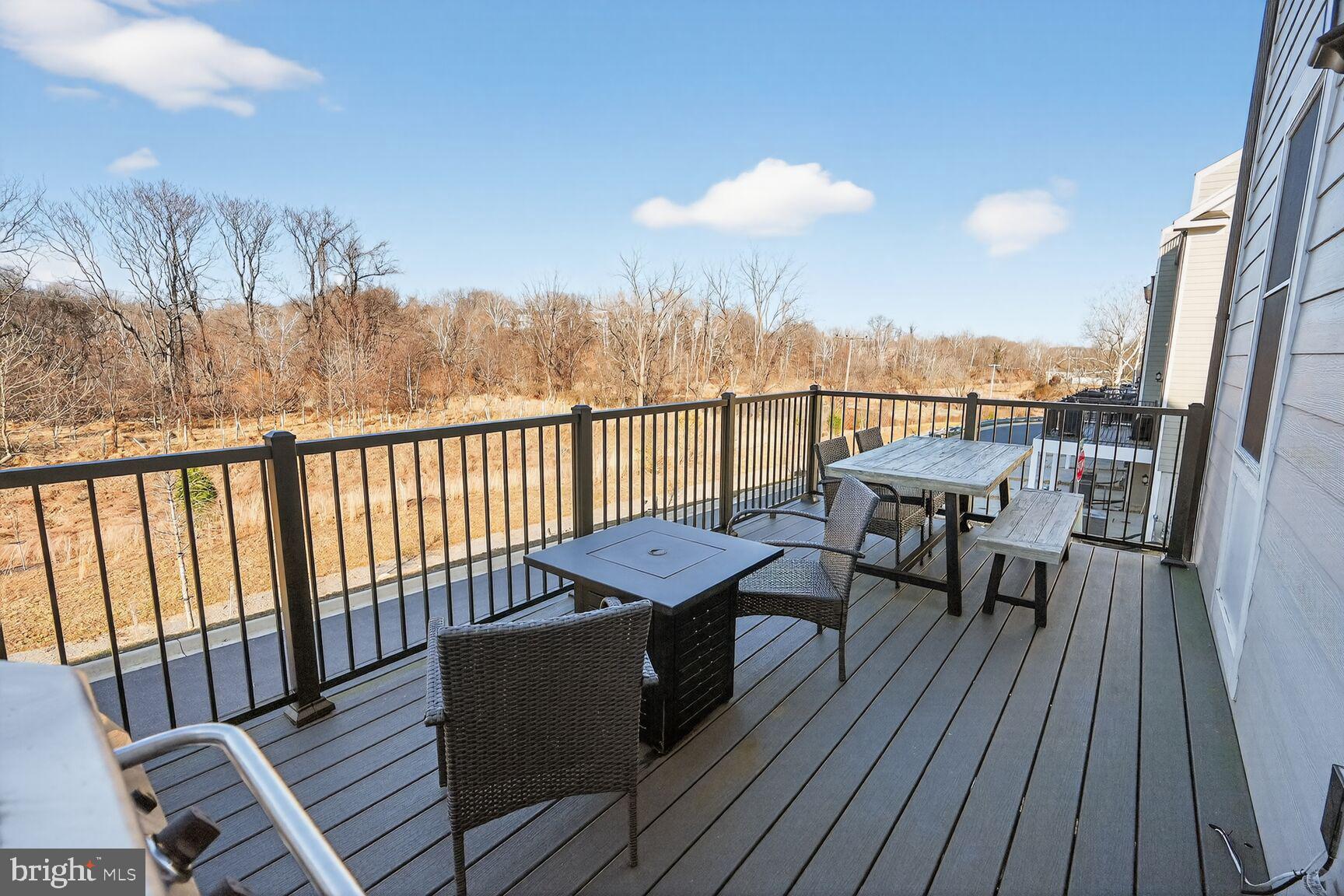 PARKSIDE AT WARFIELD - Residential